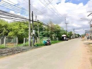 Sang nhượng lô đất mặt tiền đường phú thịnh