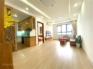 Bán căn hộ tp giao lưu, 43 phạm văn đồng, 60m2, 5.15 tỷ, 2 ngủ, 2 vs, sổ đỏ,full nội thất đẹp.