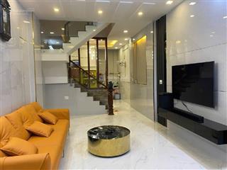 Chủ gửi bán gấp nhà bình hưng hoà3 tầng  dt 65m2 hoàn công đủ  đường nhựa 8m thông  hơn 5 tỷ