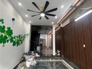 Siêu phẩm mã lò  ngay tên lửa  bình tân  hxh 6m  dt 100m2  3 tầng sổ riêng hc đủ  nhỉnh 6 tỷ