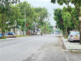 Không xem là tiếc, đường yên, xuân nộn, gần trục chính , 3 bước tới chợ, ô tô, 49m2, giá tốt