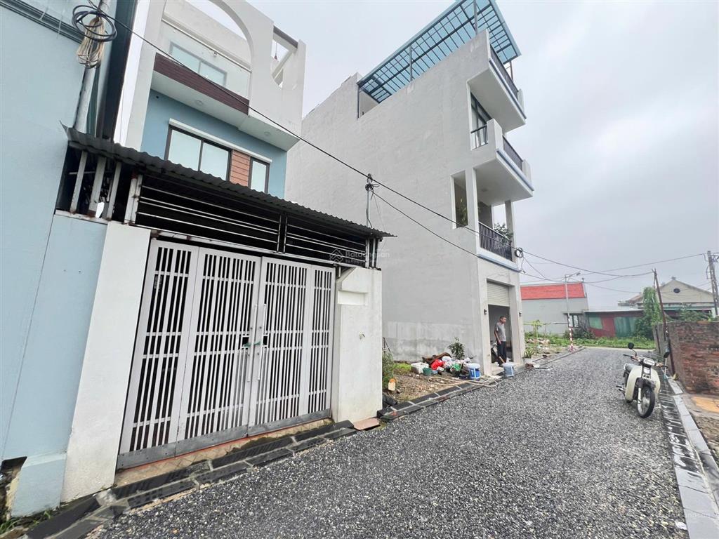 Nhà đẹp 3 tầng ở ngay xuân nộn, đông anh gần chợ kim, trường học, đường ô tô thông