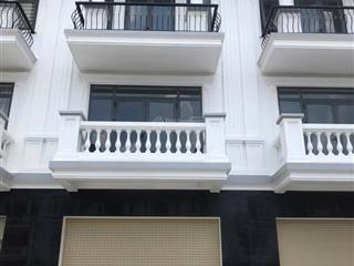 3.5 tỷ căn liền kề 3 tầng 80m2 tại thị trấn lai uyên