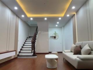 Nhà trung phụng vip  mặt tiền quyền lực  ngõ rộng  06 tầng  sổ vuông