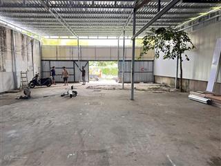 Cho thuê kho bãi, thảo điền q2 cách đường nguyễn văn hưởng 200m dt ngang 12x28m