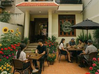 Cho thuê nhà phố size villa cạnh xuân thuỷ  thảo điền q2 dt  8x19 ( giá 65tr/tháng )