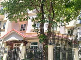 Bán biệt thự phố dịch vọng hậu 236 m2 x 5 tầng lô góc 130 tỷ q. cầu giấy
