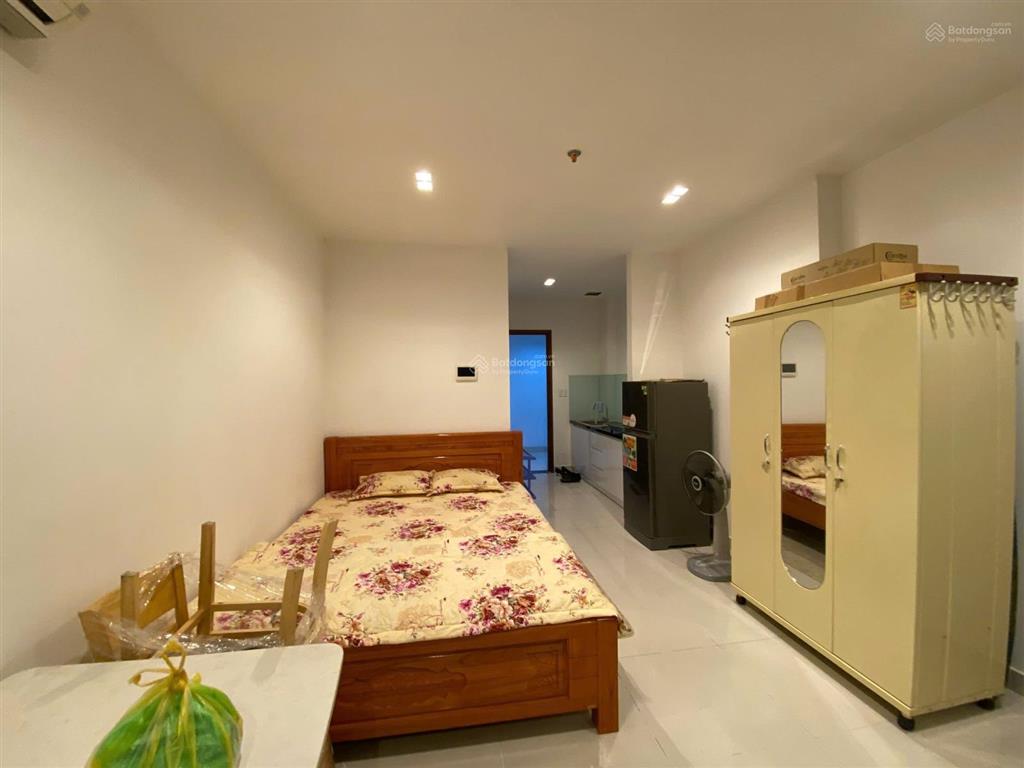 Bán căn hộ chung cư tại sky center, 2,4 tỷ, 36 m2, giá ưu đãi!