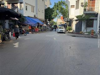 Bán nhà yên xa tân triều dt 28m2 nhà 7tầng kinh doanh ngày đêm ô tô đỗ cửa đường thông thang máy