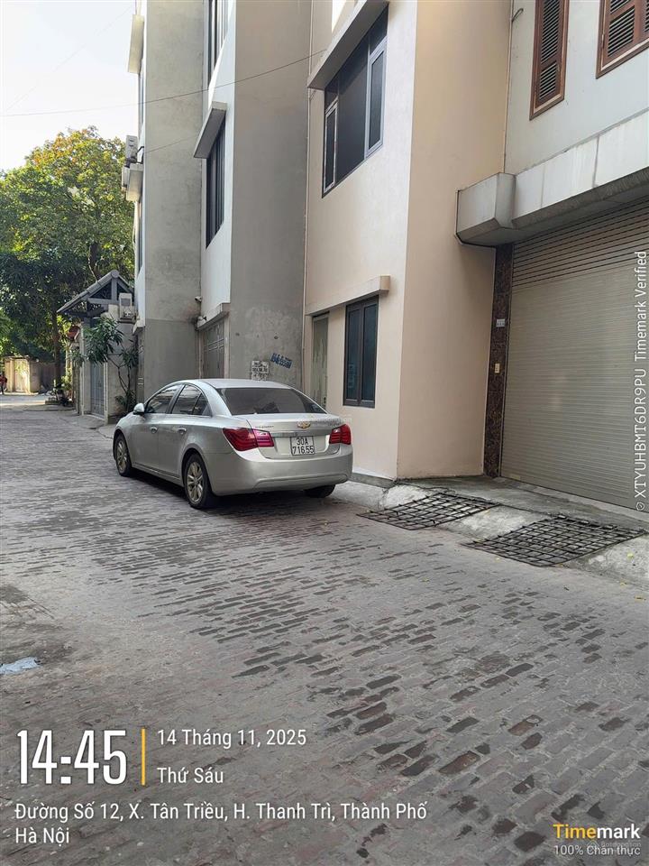 Bán nhà yên xa tân triều dt 28m2 nhà 7tầng kinh doanh ngày đêm ô tô đỗ cửa đường thông thang máy