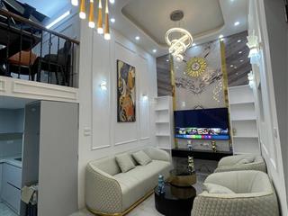 Điện ảnh la thành 30m2, 6t, đẹp long lanh, lô góc, ngõ rộng, dân xây, gần vin giảng võ