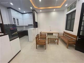 Nhà chất kim mã 32m2, dân xây, ở ngay, chủ tặng nt, ngõ rộng, dân trí cao, mt rộng 5m