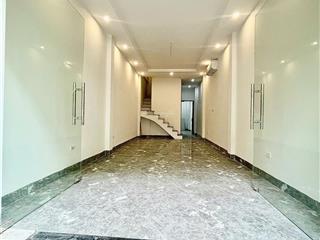 Chuẩn phong cách tiểu khu ngọc khánh 51m2, 5t tm, xây mới, pl ôtô tránh, kd, dân trí cao