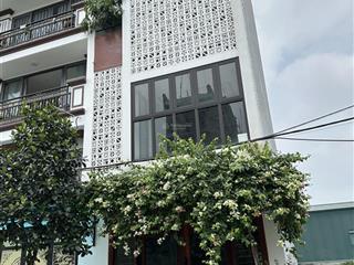 Chính chủ bán nhà riêng 6 tầng, diện tích 75m có thang máy.