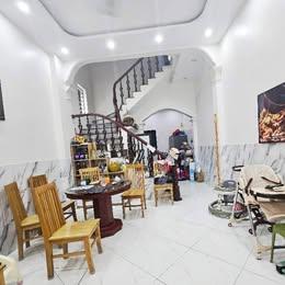 Dân xây 3 tầng 40m2 ở vân canh, xuân phương chỉ nhỉnh 5xxx