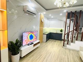 Hoa hậu 5 tầng phương canh, trịnh văn bô dá nhỉnh 6xxx