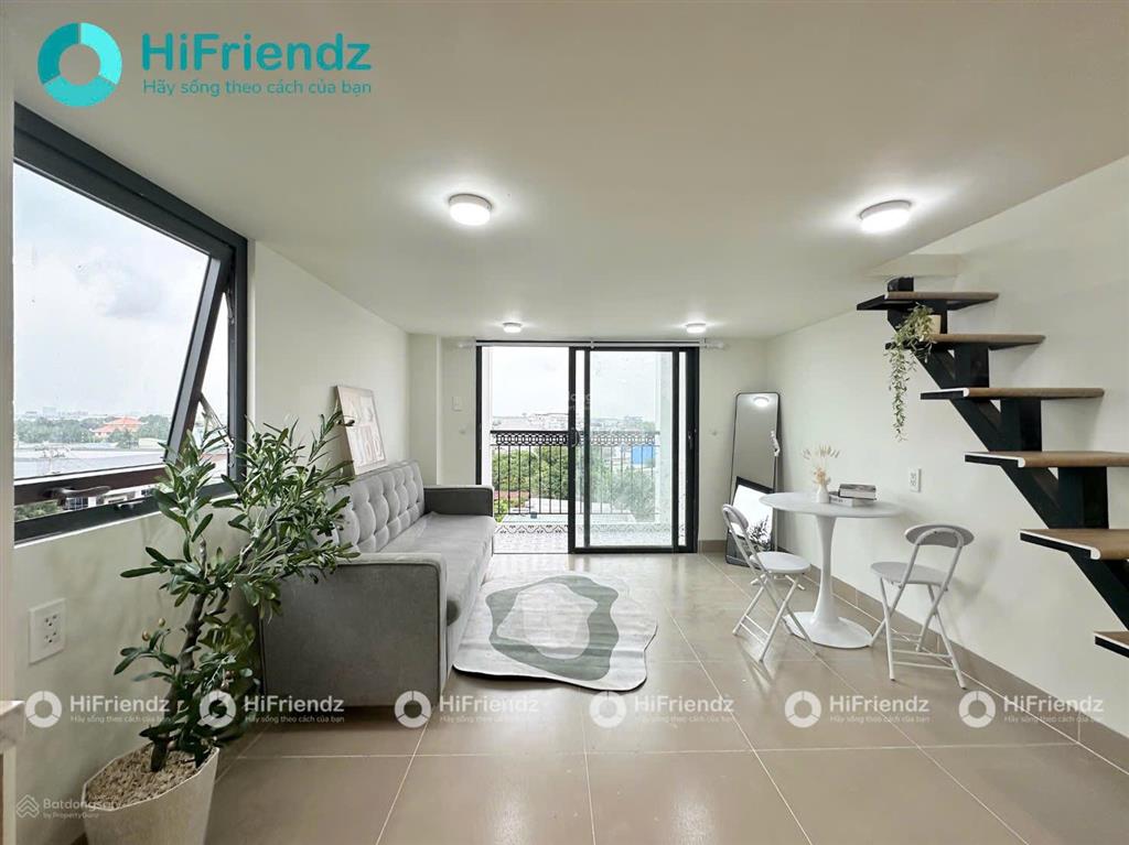 Chdv ban công duplex full nội thất  long trường