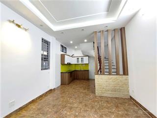 Bán nhà tứ liên 5 tầng, lô góc 2 thoáng, cách đường ôtô 20m