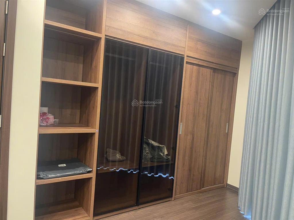Cần cho thuê văn phòng đẹp tại vinhomes ocean park 3, giá chỉ 12 triệu vnd/th, 120 m2