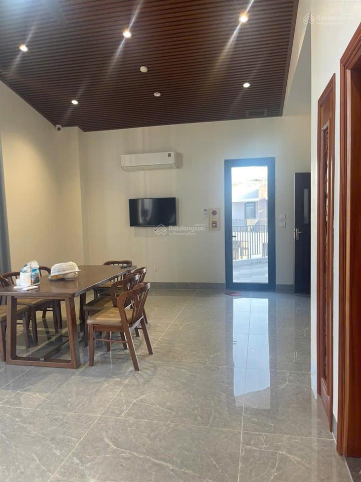 Cần cho thuê văn phòng đẹp tại vinhomes ocean park 3, giá chỉ 12 triệu vnd/th, 120 m2