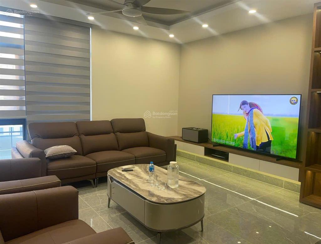 Cần cho thuê văn phòng đẹp tại vinhomes ocean park 3, giá chỉ 12 triệu vnd/th, 120 m2