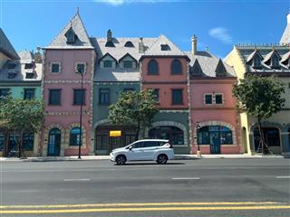 Chính chủ cần bán căn shop 2 mặt tiền vinwonder phú quốc