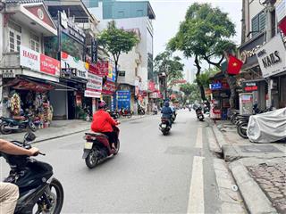 Bán nhà trương định mới xây 30m2, 5 tầng, 3pn, sổ đỏ chính chủ, nhỉnh 6tỷ