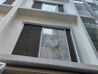 Bán nhà riêng tại phố lụa vạn phúc, 7,2 tỷ, 36m2, 4pn, 4wc, giá ưu đãi hot!