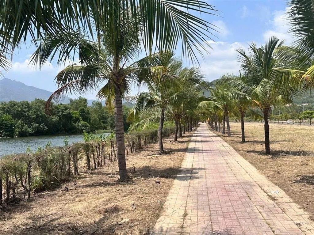 Bán đất nền dự án tại khu đô thị ven sông tắc nha trang giá tốt