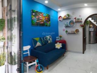 Chủ cần tiền chửa bệnh bán gấp nhà đẹp 1trệt 1 lầu ở ngay đường 359 đỗ xuân hợp,p.phước long b.