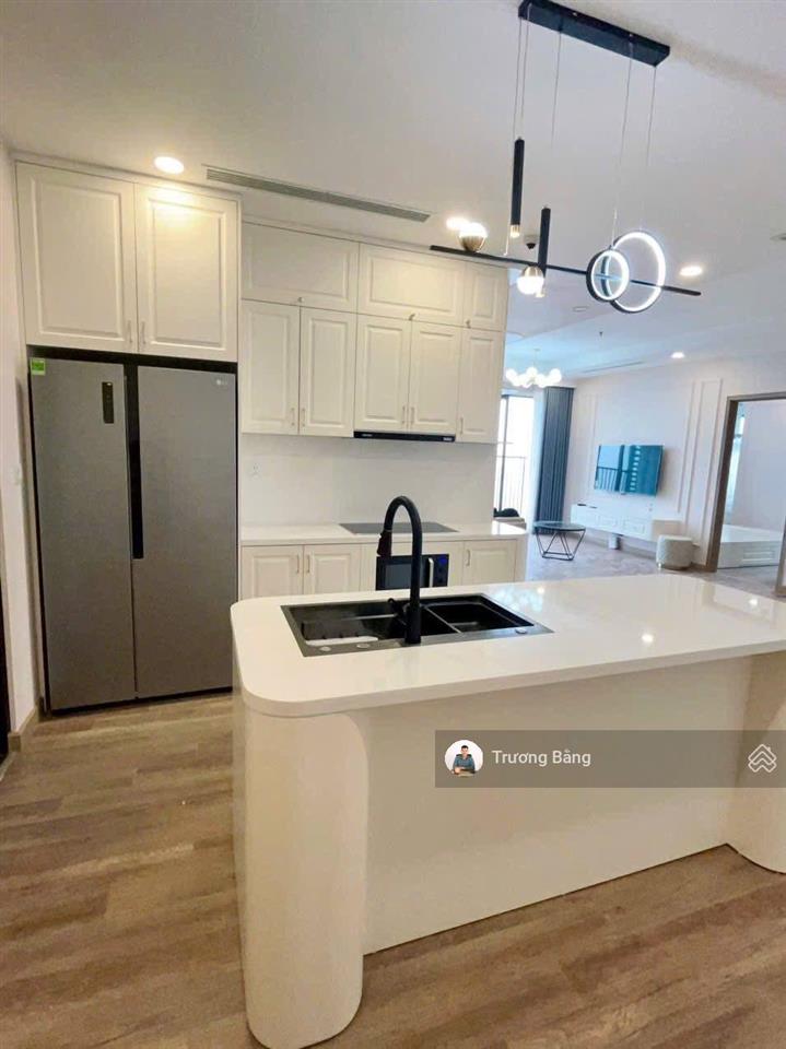 Giá tốt gia đình cần bán căn 3pn sky oasis ecopark, view sông hồng tầng 2x sổ sẵn