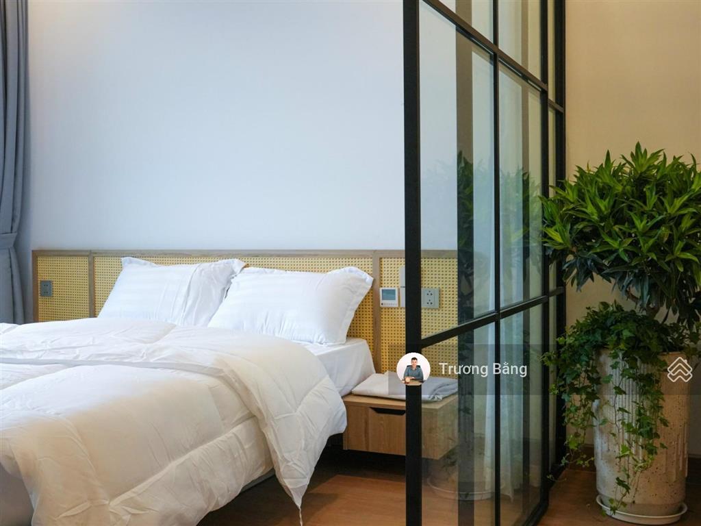 Cần bán nhanh căn studio 50m2 full đồ đẹp, dòng tiền 16tr/th tại lancaster đường láng chỉ 4.85 tỷ