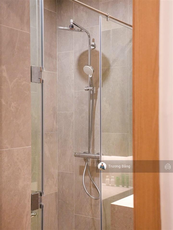 Cần bán nhanh căn studio 50m2 full đồ đẹp, dòng tiền 16tr/th tại lancaster đường láng chỉ 4.85 tỷ