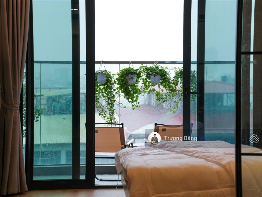 Cần bán nhanh căn studio 50m2 full đồ đẹp, dòng tiền 16tr/th tại lancaster đường láng chỉ 4.85 tỷ