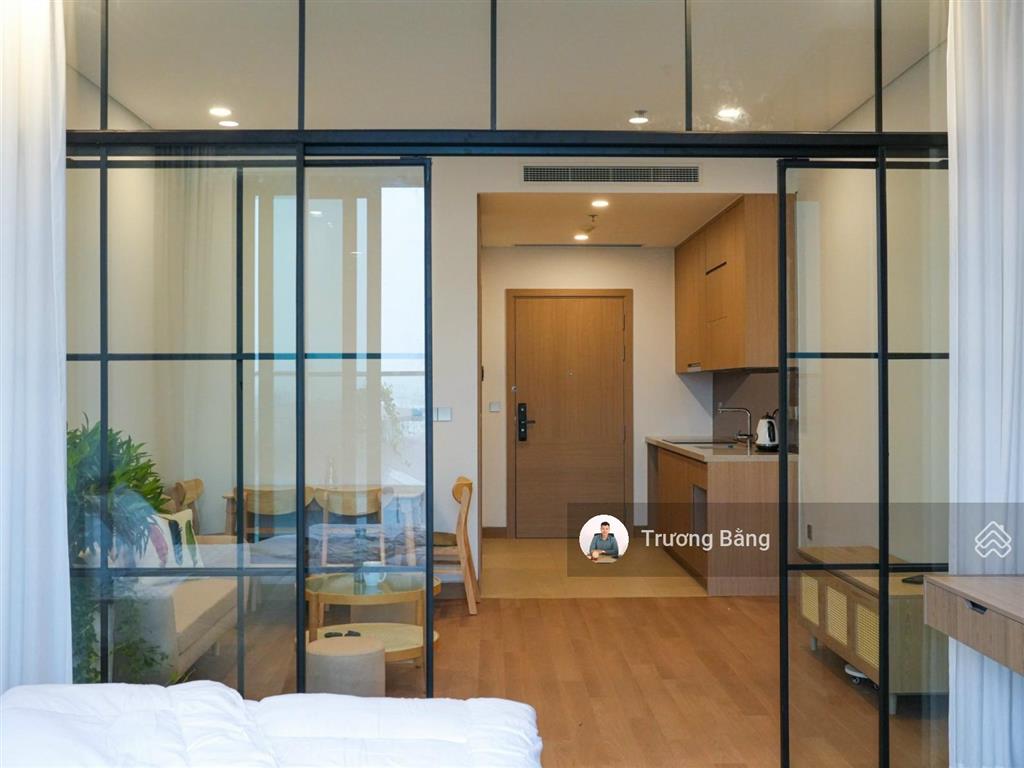 Cần bán nhanh căn studio 50m2 full đồ đẹp, dòng tiền 16tr/th tại lancaster đường láng chỉ 4.85 tỷ