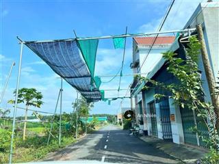 Chính chủ bán gấp nền đất full thổ cư gần dầu giây giá chỉ 850 triệu/sổ