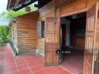 Bán gấp khu vườn nghỉ dưỡng 12.000m view ao cá thơ mộng, nhà gỗ đầy đủ tiện nghi tại định quán