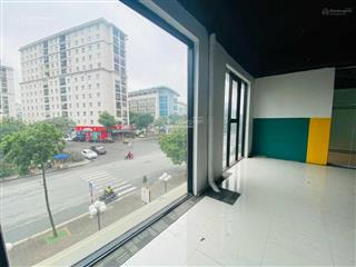 Bán sàn thương mại sổ đỏ lâu dài mặt phố trung kính 1333m2 doanh thu 600tr/tháng