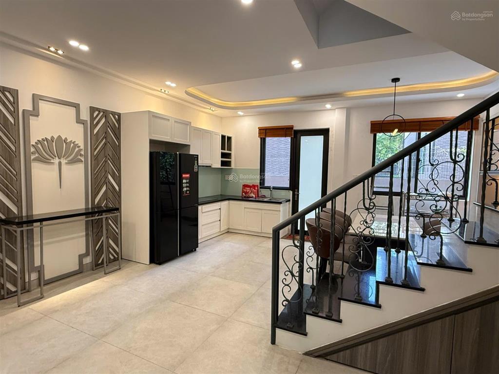 Cần cho thuê npv 1t2l 164m2 full nội thất 3pn 4wc dọn vào ở ngay