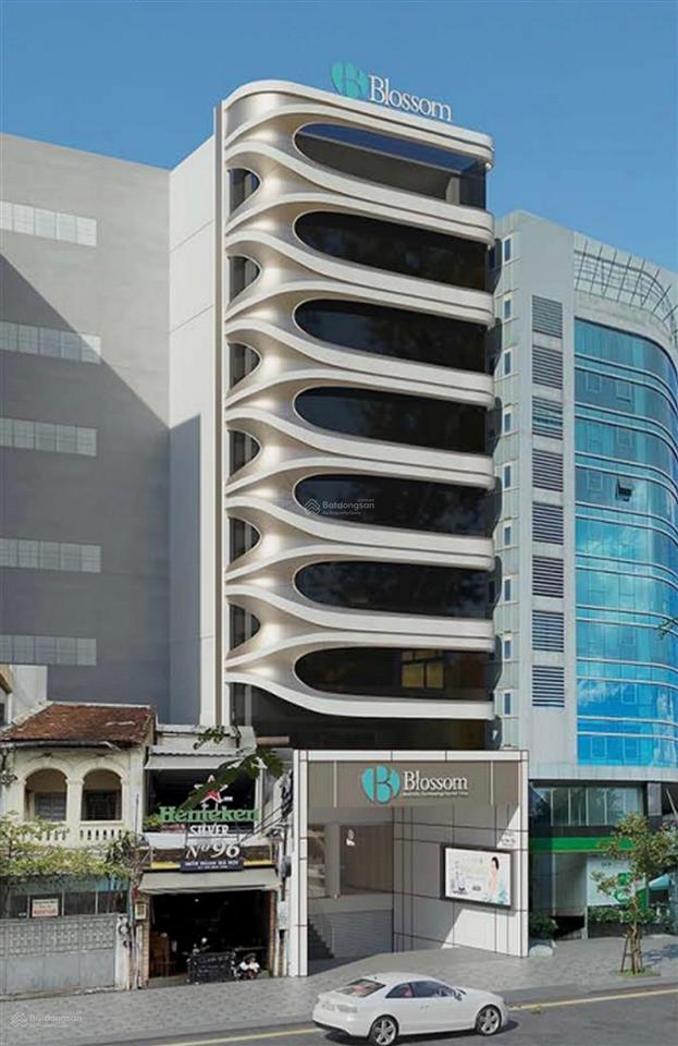 Bán tòa nhà quy mô hầm + 8 tầng, 2600m2 sàn, mặt tiền trần hưng đạo, phường 1, quận 5
