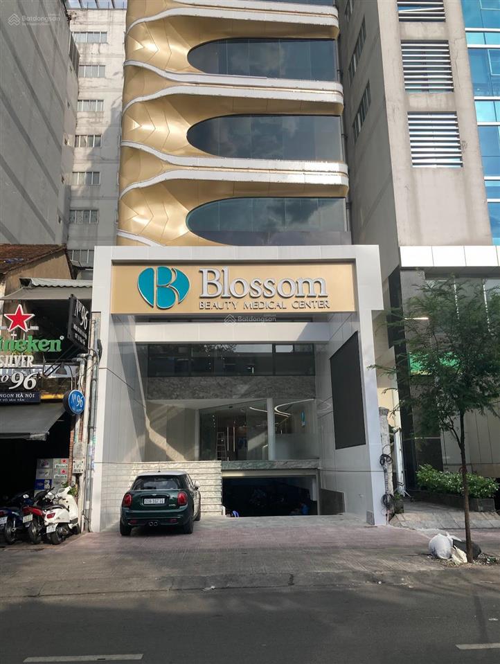 Bán tòa nhà quy mô hầm + 8 tầng, 2600m2 sàn, mặt tiền trần hưng đạo, phường 1, quận 5