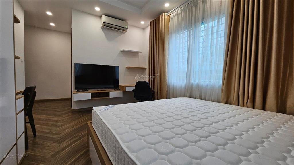 Bán căn hộ chung cư 17t2 hoàng đạo thúy, dt 153m2, 3 ngủ, giá  0982 695 ***