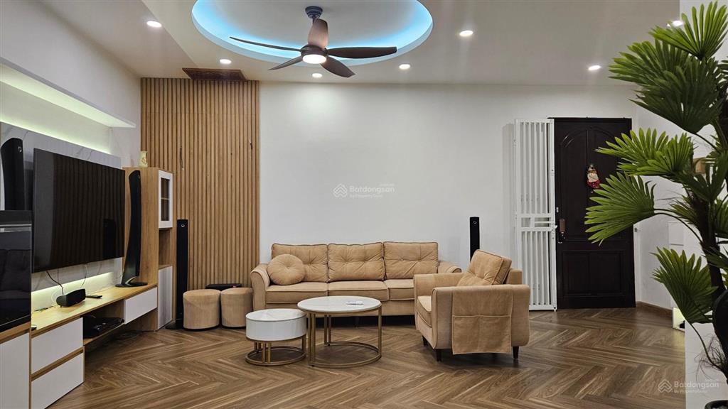 Bán căn hộ chung cư 17t2 hoàng đạo thúy, dt 153m2, 3 ngủ, giá  0982 695 ***