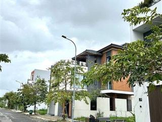 Chính chủ gửi bán 2 lô liền kề hoà phú 4 khu e kim long