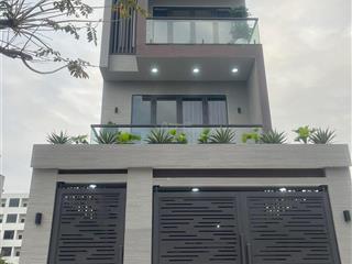 Cho thuê nhà 4 tầng mới keng đường bờ giấy, hòa xuân
vị trí đẹp, trước nhà có công viên thoáng má
