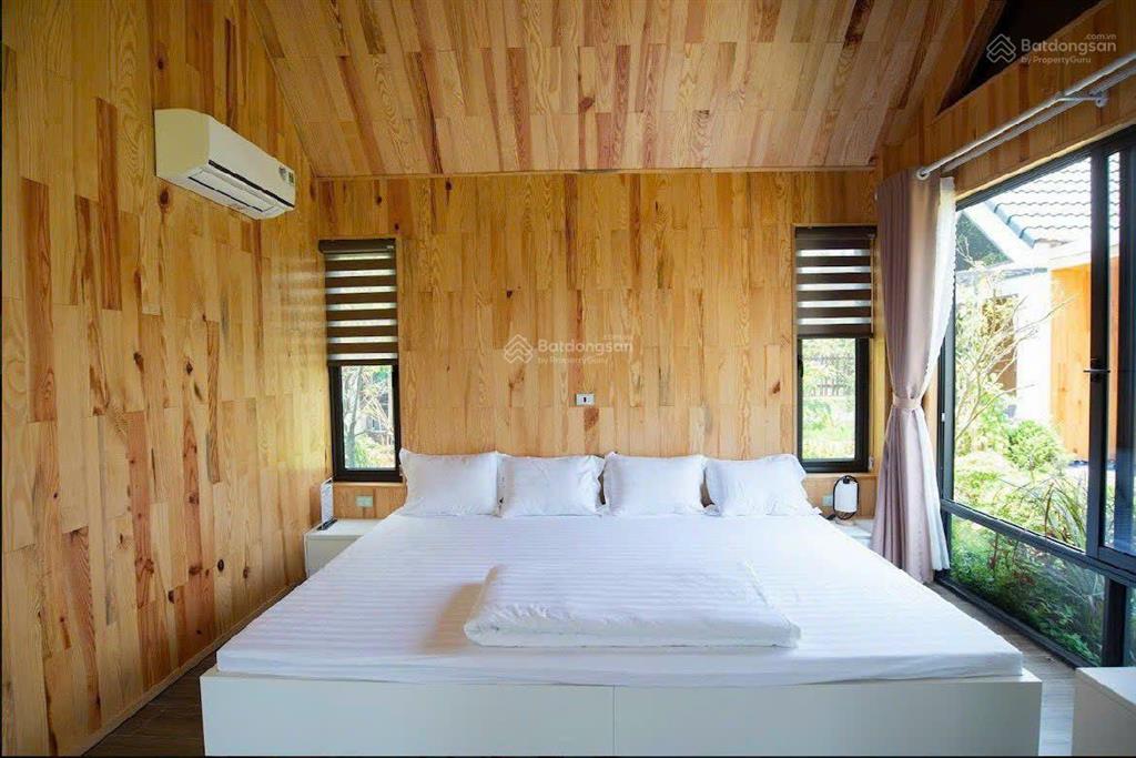 Cần bán căn villa ba vì 1.260m2 thổ cư 200m cần villa hai tầng + 2 căn buồng caulo full nội thất bb