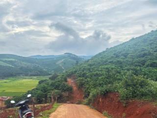 2,2 tỷ có ngay 6,8 sào đất triền đồi view núi  cánh đồng  đã có sổ, ô tô tới nơi!