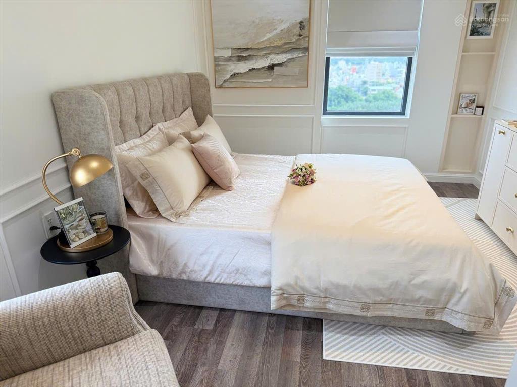 Căn hộ cao cấp 3pn, tại trung tâm quận 7, thanh toán 15% nhận nhà ngay, ck hơn 2 tỷ đồng từ cđt.