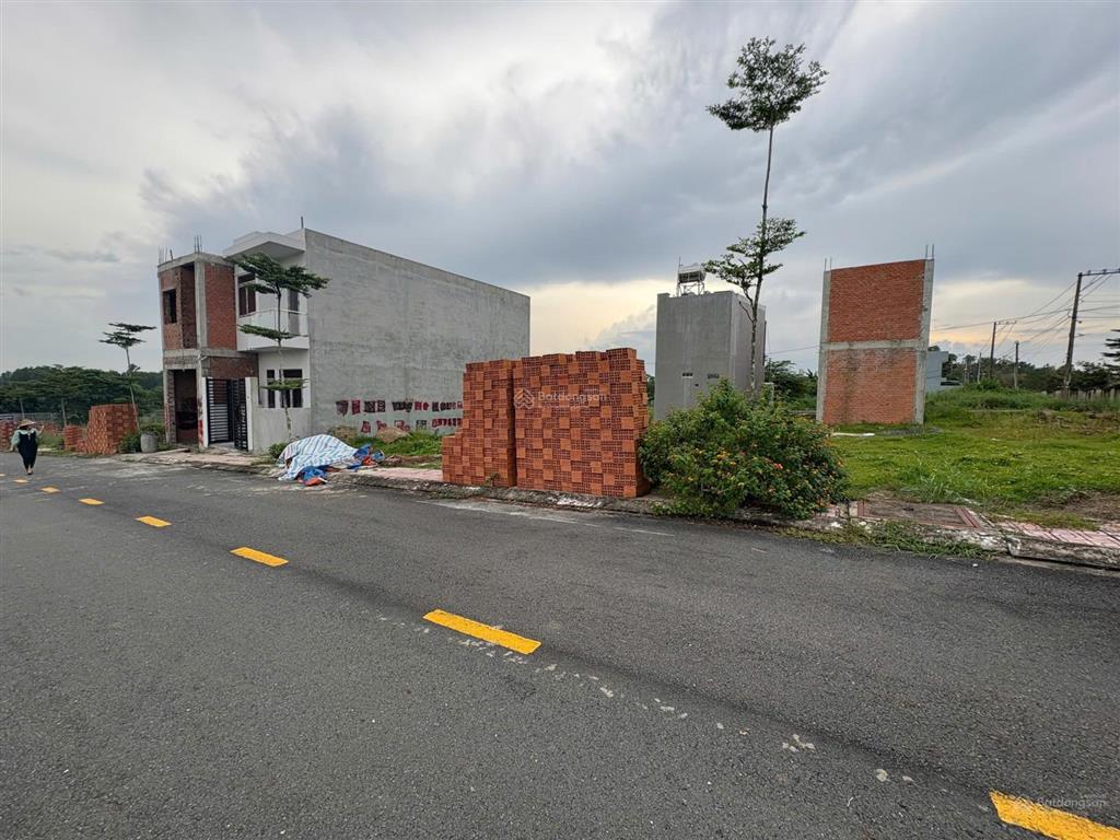 Đất nền cạnh thủ đức giá rẻ  sổ hồng riêng  công chức ngay  xây dựng tự do