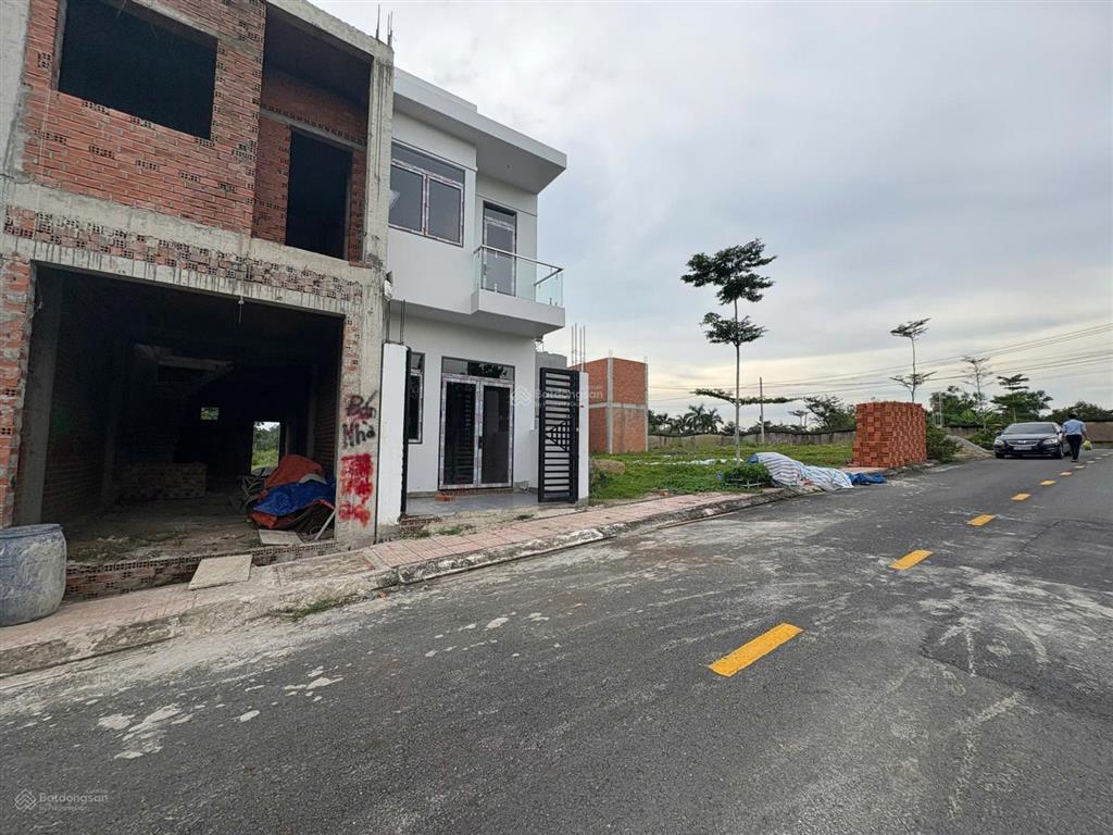 Đất nền cạnh thủ đức giá rẻ  sổ hồng riêng  công chức ngay  xây dựng tự do